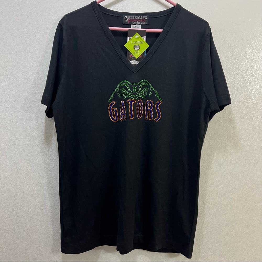 Florida Gators UF beaded “Gators” black V-neck Women short sleeve t-shirt XL-NWT